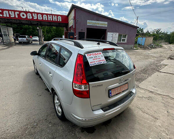 Серый Хендай i30, объемом двигателя 1.6 л и пробегом 191 тыс. км за 6200 $, фото 18 на Automoto.ua