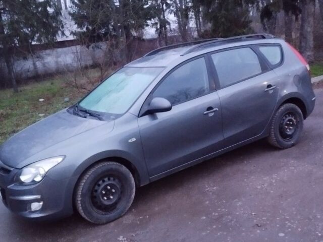 Сірий Хендай i30, об'ємом двигуна 1.6 л та пробігом 189 тис. км за 4500 $, фото 1 на Automoto.ua