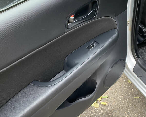 Серый Хендай i30, объемом двигателя 1.58 л и пробегом 189 тыс. км за 5600 $, фото 14 на Automoto.ua