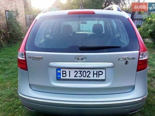 Серый Хендай i30, объемом двигателя 1.4 л и пробегом 155 тыс. км за 6100 $, фото 2 на Automoto.ua