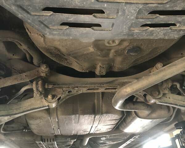 Серый Хендай i30, объемом двигателя 1.58 л и пробегом 263 тыс. км за 5400 $, фото 2 на Automoto.ua