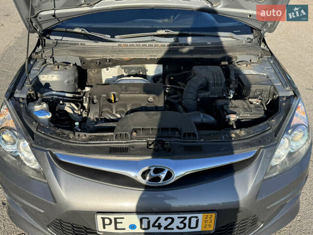 Серый Хендай i30, объемом двигателя 1.6 л и пробегом 170 тыс. км за 6650 $, фото 43 на Automoto.ua