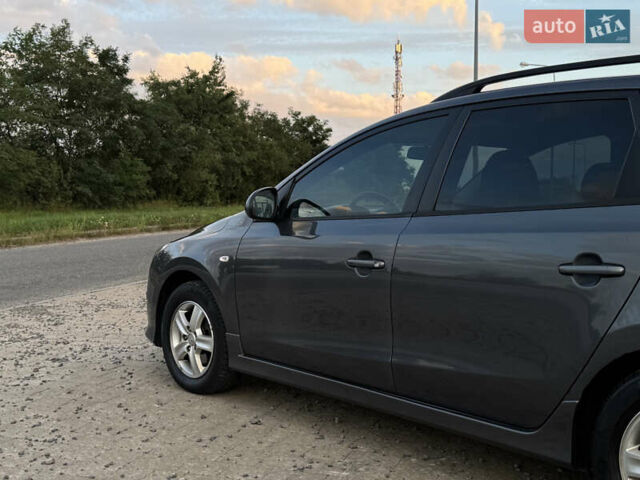 Серый Хендай i30, объемом двигателя 1.58 л и пробегом 260 тыс. км за 6600 $, фото 12 на Automoto.ua