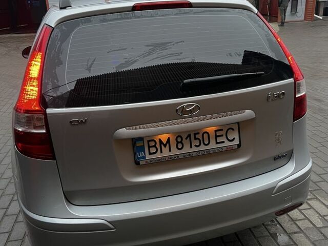 Серый Хендай i30, объемом двигателя 1.4 л и пробегом 190 тыс. км за 6100 $, фото 4 на Automoto.ua