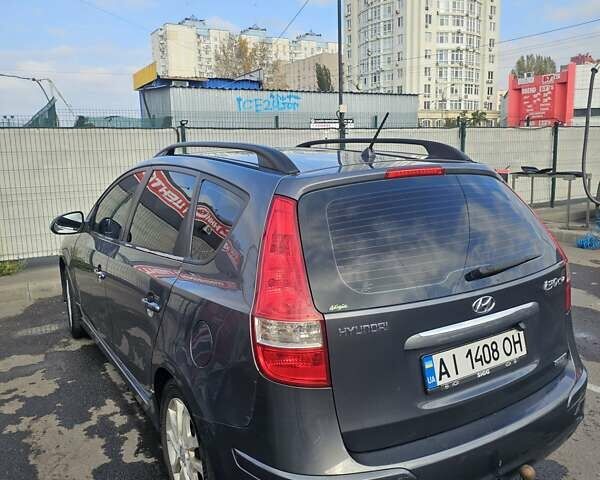 Серый Хендай i30, объемом двигателя 1.58 л и пробегом 255 тыс. км за 6700 $, фото 16 на Automoto.ua