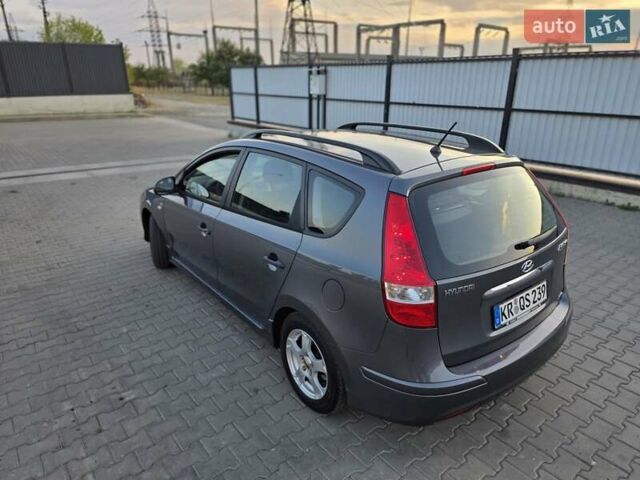 Сірий Хендай i30, об'ємом двигуна 1.4 л та пробігом 193 тис. км за 6200 $, фото 11 на Automoto.ua