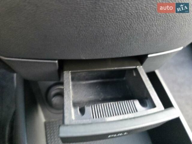 Сірий Хендай i30, об'ємом двигуна 1.4 л та пробігом 193 тис. км за 6200 $, фото 76 на Automoto.ua