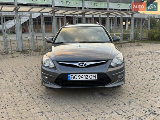 Серый Хендай i30, объемом двигателя 1.58 л и пробегом 260 тыс. км за 6600 $, фото 17 на Automoto.ua