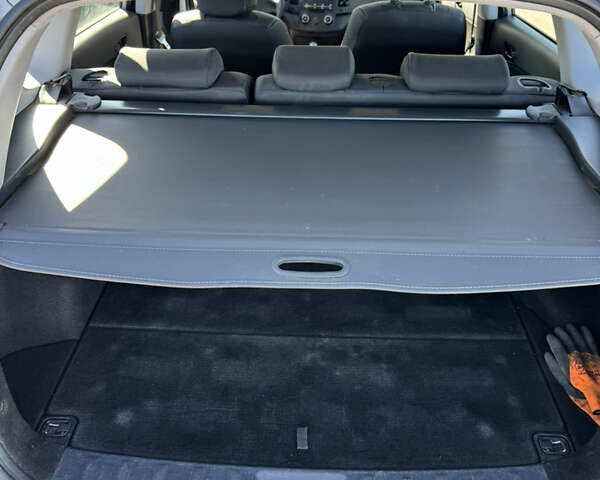 Серый Хендай i30, объемом двигателя 1.4 л и пробегом 242 тыс. км за 4999 $, фото 15 на Automoto.ua