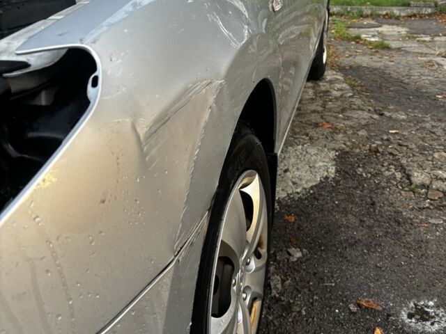 Серый Хендай i30, объемом двигателя 1.4 л и пробегом 260 тыс. км за 5550 $, фото 8 на Automoto.ua