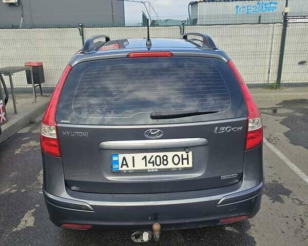 Серый Хендай i30, объемом двигателя 1.58 л и пробегом 255 тыс. км за 6700 $, фото 4 на Automoto.ua