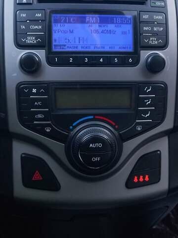 Сірий Хендай i30, об'ємом двигуна 1.6 л та пробігом 350 тис. км за 6800 $, фото 5 на Automoto.ua