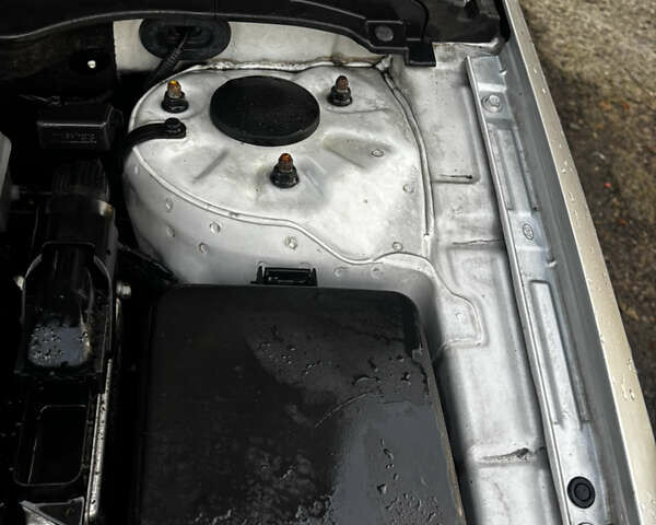 Серый Хендай i30, объемом двигателя 1.4 л и пробегом 260 тыс. км за 5500 $, фото 20 на Automoto.ua