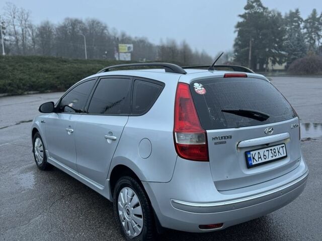 Сірий Хендай i30, об'ємом двигуна 1.6 л та пробігом 223 тис. км за 5350 $, фото 7 на Automoto.ua