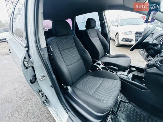 Серый Хендай i30, объемом двигателя 1.6 л и пробегом 265 тыс. км за 6999 $, фото 29 на Automoto.ua