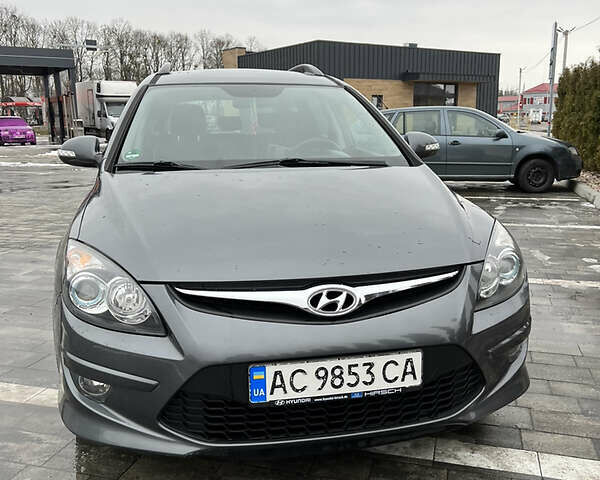 Сірий Хендай i30, об'ємом двигуна 1.6 л та пробігом 195 тис. км за 7100 $, фото 1 на Automoto.ua