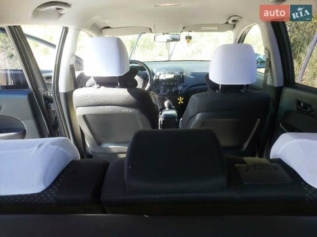 Серый Хендай i30, объемом двигателя 1.6 л и пробегом 251 тыс. км за 6500 $, фото 16 на Automoto.ua