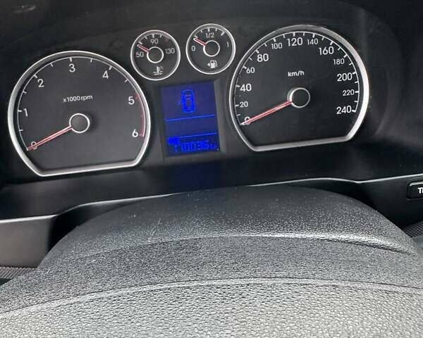 Серый Хендай i30, объемом двигателя 1.58 л и пробегом 170 тыс. км за 6500 $, фото 11 на Automoto.ua