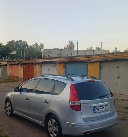 Серый Хендай i30, объемом двигателя 1.58 л и пробегом 309 тыс. км за 6300 $, фото 5 на Automoto.ua