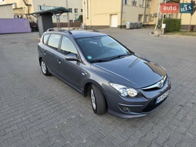 Сірий Хендай i30, об'ємом двигуна 1.4 л та пробігом 193 тис. км за 6200 $, фото 18 на Automoto.ua
