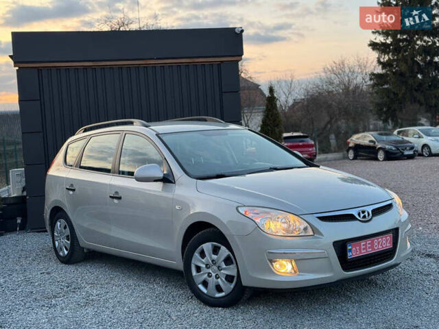 Серый Хендай i30, объемом двигателя 1.6 л и пробегом 192 тыс. км за 5777 $, фото 3 на Automoto.ua