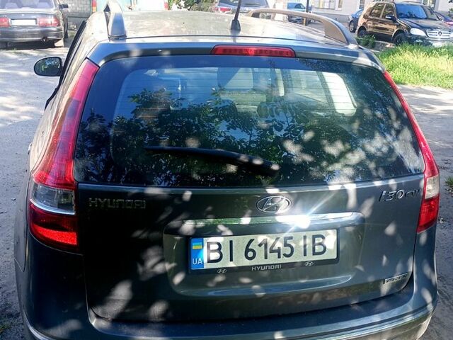 Серый Хендай i30, объемом двигателя 1.6 л и пробегом 233 тыс. км за 6000 $, фото 4 на Automoto.ua