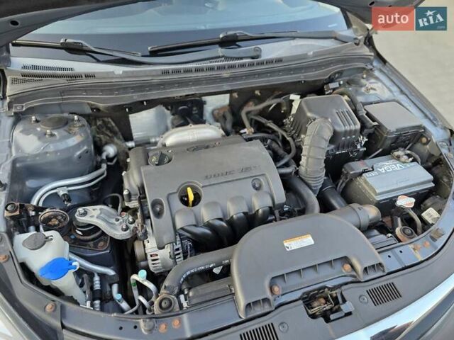 Сірий Хендай i30, об'ємом двигуна 1.4 л та пробігом 193 тис. км за 6200 $, фото 69 на Automoto.ua