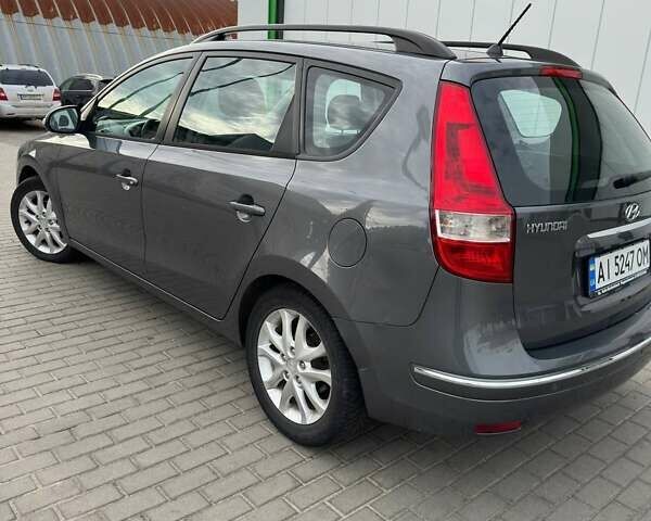 Серый Хендай i30, объемом двигателя 1.58 л и пробегом 170 тыс. км за 6500 $, фото 9 на Automoto.ua