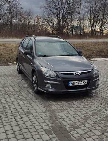 Сірий Хендай i30, об'ємом двигуна 1.6 л та пробігом 148 тис. км за 6800 $, фото 7 на Automoto.ua