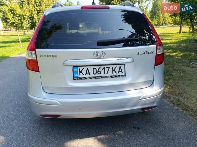 Серый Хендай i30, объемом двигателя 1.59 л и пробегом 214 тыс. км за 7300 $, фото 9 на Automoto.ua