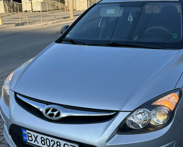 Серый Хендай i30, объемом двигателя 1.58 л и пробегом 170 тыс. км за 6450 $, фото 39 на Automoto.ua