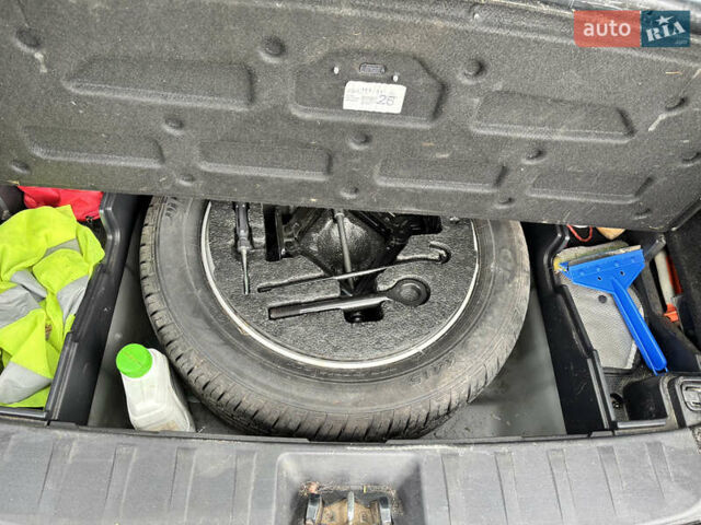 Хендай i30 2011 в Львове на Automoto.ua Серый Хендай i30, объемом двигателя 1.58 л и пробегом 213 тыс. км за 7000 $, фото 17 на Automoto.ua