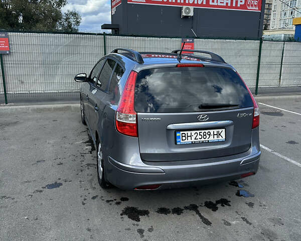 Серый Хендай i30, объемом двигателя 1.59 л и пробегом 146 тыс. км за 7000 $, фото 2 на Automoto.ua