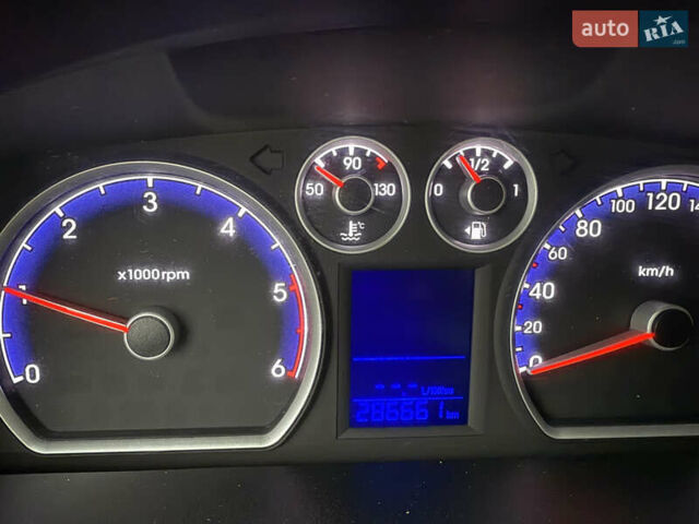 Серый Хендай i30, объемом двигателя 1.58 л и пробегом 286 тыс. км за 4900 $, фото 19 на Automoto.ua