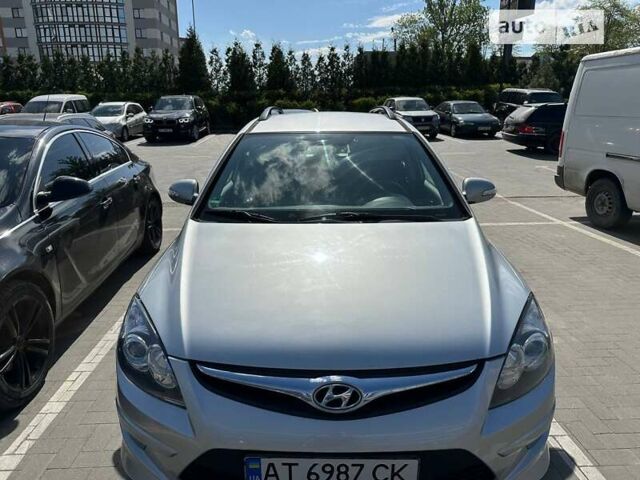 Сірий Хендай i30, об'ємом двигуна 1.58 л та пробігом 306 тис. км за 6700 $, фото 12 на Automoto.ua