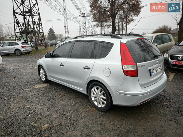 Серый Хендай i30, объемом двигателя 1.58 л и пробегом 286 тыс. км за 4900 $, фото 6 на Automoto.ua