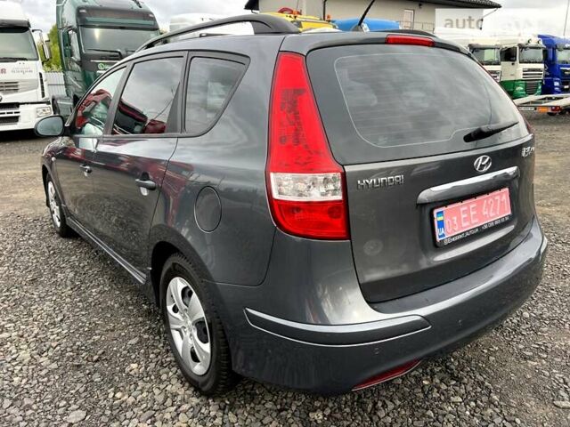 Сірий Хендай i30, об'ємом двигуна 1.4 л та пробігом 209 тис. км за 6550 $, фото 7 на Automoto.ua