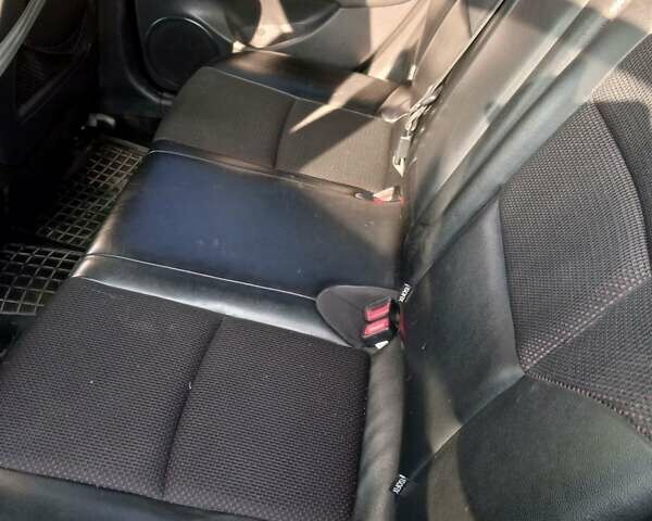 Сірий Хендай i30, об'ємом двигуна 1.59 л та пробігом 224 тис. км за 6800 $, фото 7 на Automoto.ua