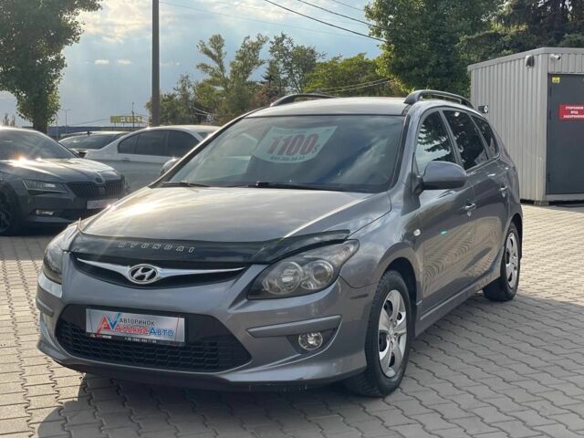 Хендай i30 2011 в Кривом Роге на Automoto.ua Серый Хендай i30, объемом двигателя 1.6 л и пробегом 226 тыс. км за 7500 $, фото 2 на Automoto.ua