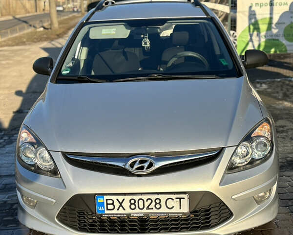 Серый Хендай i30, объемом двигателя 1.58 л и пробегом 170 тыс. км за 6450 $, фото 18 на Automoto.ua