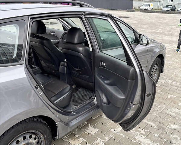 Хендай i30 2011 в Львове на Automoto.ua Серый Хендай i30, объемом двигателя 1.58 л и пробегом 213 тыс. км за 7000 $, фото 8 на Automoto.ua