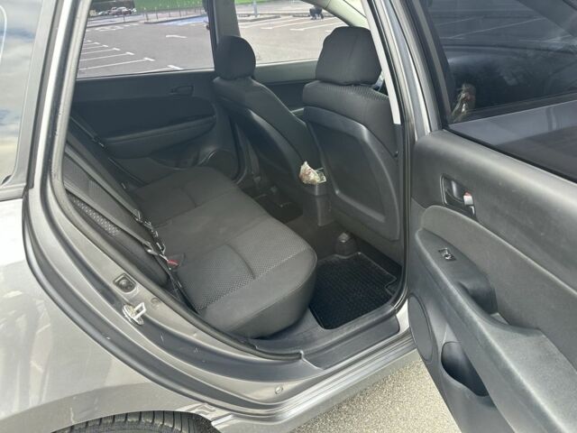 Сірий Хендай i30, об'ємом двигуна 1.6 л та пробігом 157 тис. км за 6000 $, фото 9 на Automoto.ua