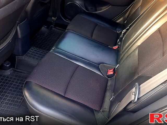 Сірий Хендай i30, об'ємом двигуна 1.4 л та пробігом 227 тис. км за 6300 $, фото 10 на Automoto.ua