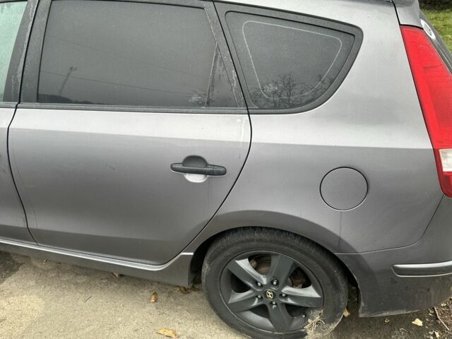 Хендай i30 2011 в Виннице на Automoto.ua Серый Хендай i30, объемом двигателя 1.6 л и пробегом 200 тыс. км за 3650 $, фото 1 на Automoto.ua