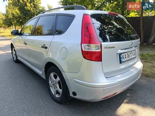 Серый Хендай i30, объемом двигателя 1.59 л и пробегом 214 тыс. км за 7300 $, фото 8 на Automoto.ua