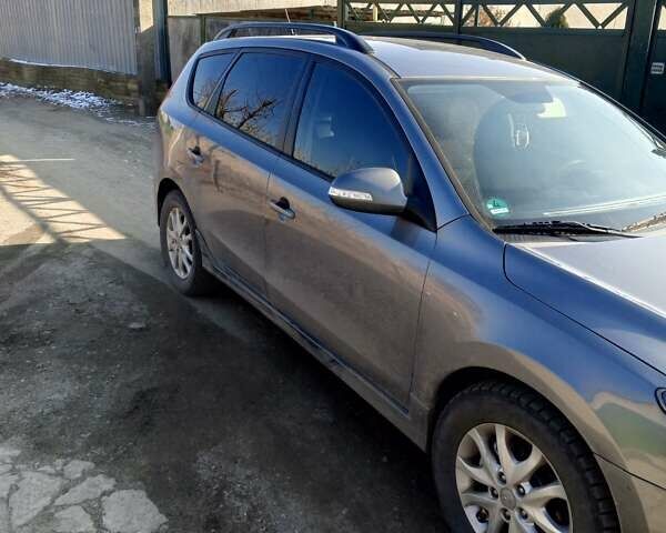 Сірий Хендай i30, об'ємом двигуна 1.59 л та пробігом 224 тис. км за 6800 $, фото 1 на Automoto.ua