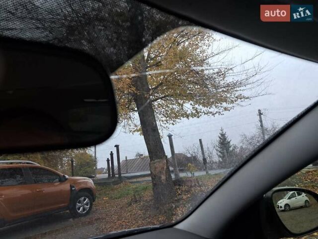 Серый Хендай i30, объемом двигателя 1.58 л и пробегом 152 тыс. км за 5400 $, фото 10 на Automoto.ua