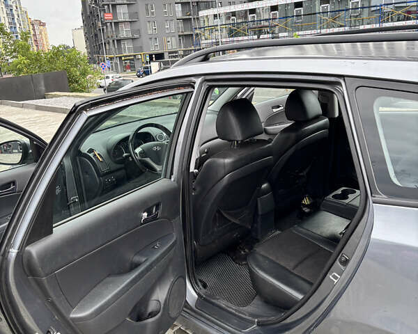 Хендай i30 2011 в Львове на Automoto.ua Серый Хендай i30, объемом двигателя 1.58 л и пробегом 213 тыс. км за 7000 $, фото 10 на Automoto.ua