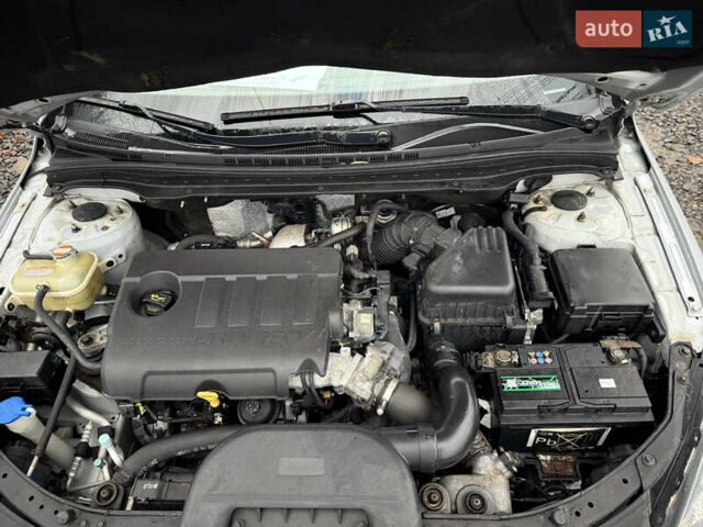 Серый Хендай i30, объемом двигателя 1.58 л и пробегом 286 тыс. км за 4900 $, фото 34 на Automoto.ua