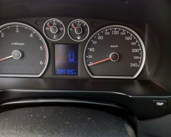 Сірий Хендай i30, об'ємом двигуна 1.59 л та пробігом 224 тис. км за 6800 $, фото 9 на Automoto.ua